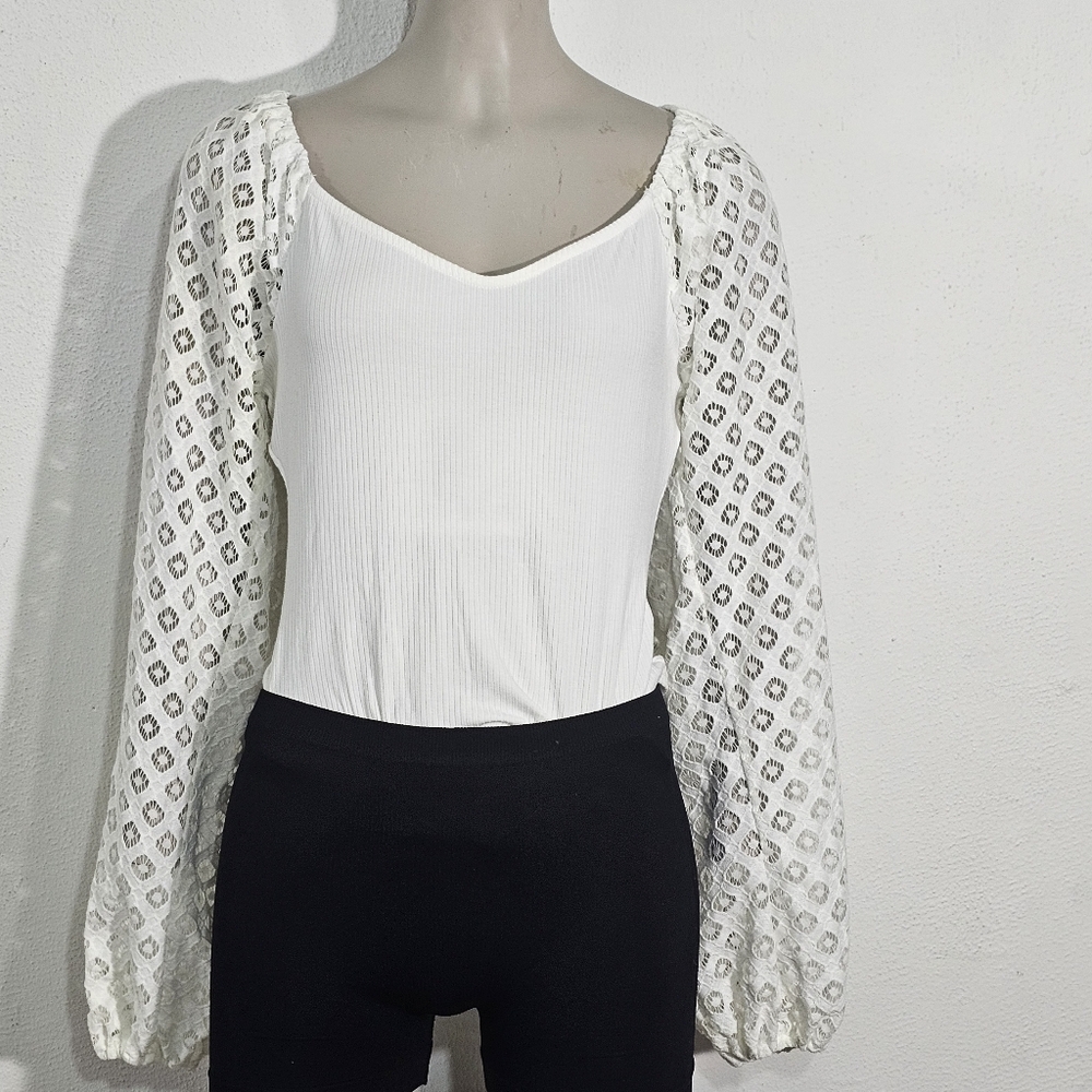 Jealous fomato Elegant White Lace Sleeve Women's Top